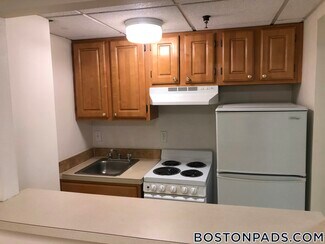 62 Boylston St Unit L08, Boston, MA 02116