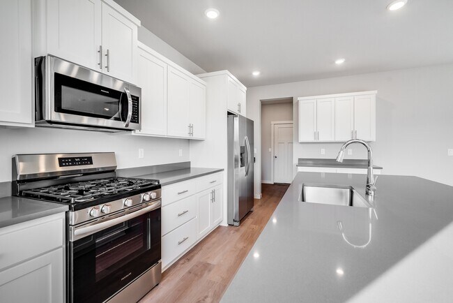 874 Butte Dr, Forest Grove, OR 97116 - photo 4