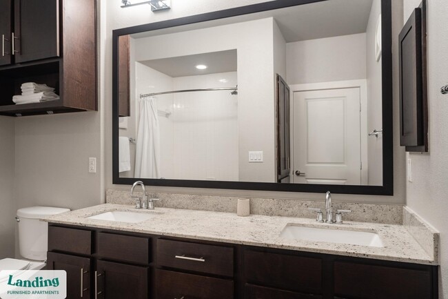 4300 Cromwell Dr unit 5109, Kyle, TX 78640 - photo 3