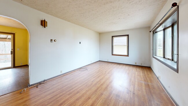 942 State Route 307 W, Jefferson, OH 44047 - photo 3