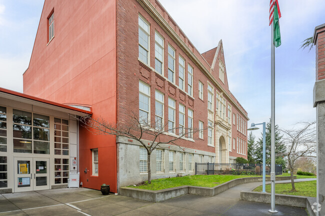 Emerson Elementary School