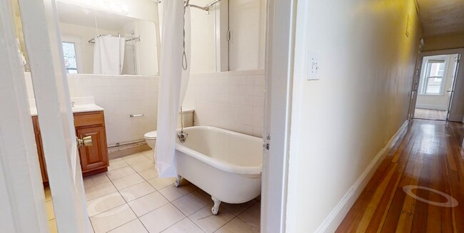 8 Barrows St unit 1, Allston, MA 02134 - photo 4