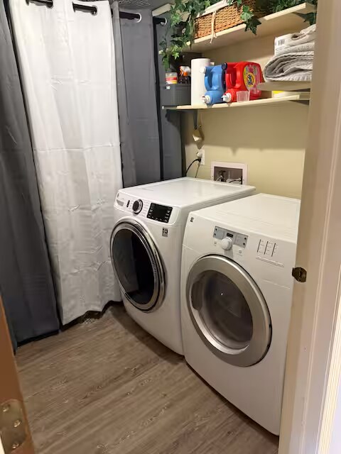 8056 Pebble Creek Ct, Indianapolis, IN 46268 - photo 6