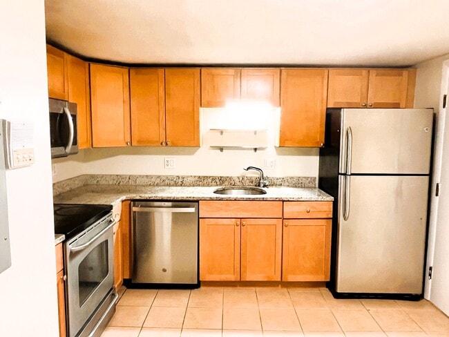 870 Haverhill St, Rowley, MA 01969 - photo 3