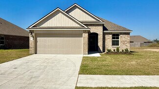 801 Gold Finch Way, Moss Bluff, LA 70611