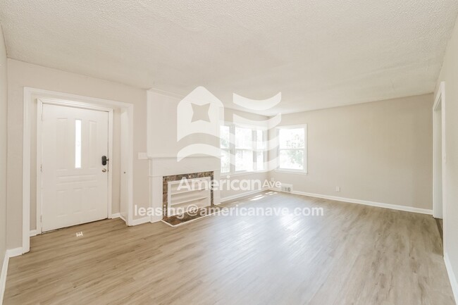 904 E 84th Terrace, Kansas City, MO 64131 - photo 3