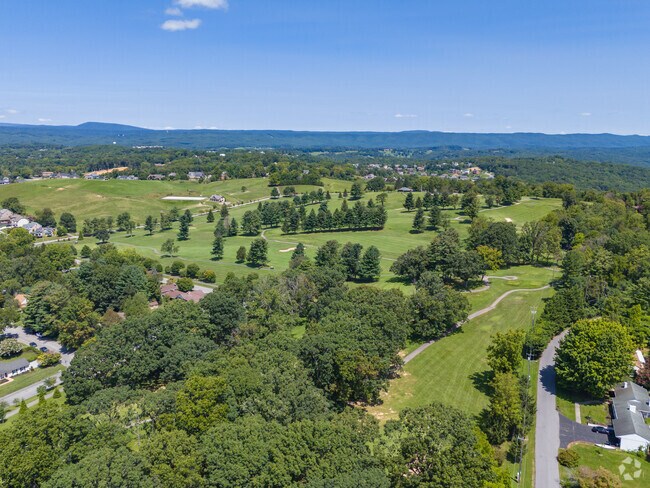 The Blacksburg Municipal Golf Course provides a peaceful environment.