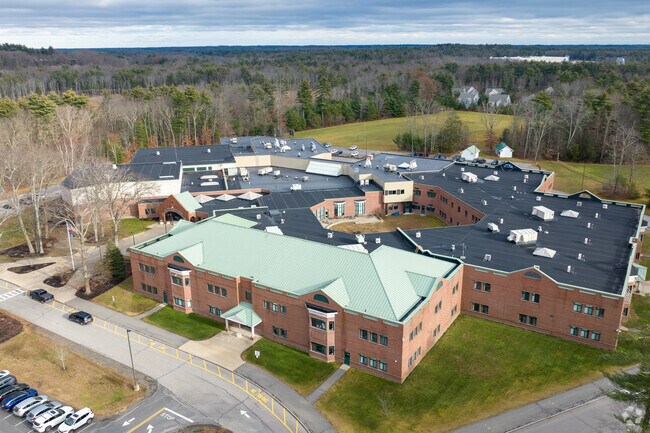 Cooperative Middle School is a public school near Kensington.