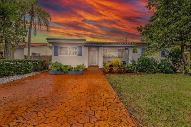 6017 SW 14th St, West Miami, FL 33144 - photo 5