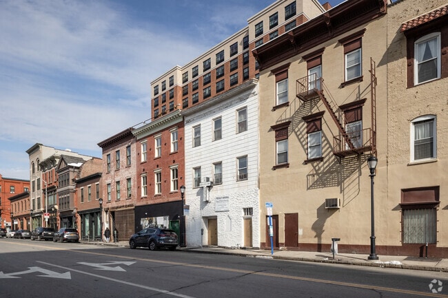 Main St has lots of connecting condos and apartments all over Downtown Yonkers, NY.