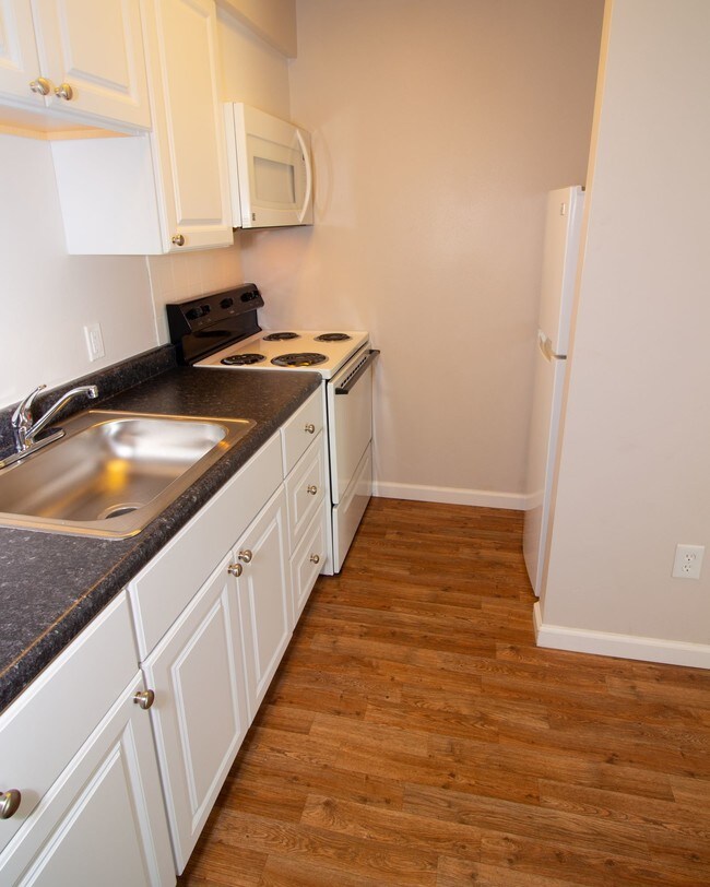 Canyon Crest, Ogden, UT 84404 - photo 3