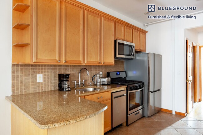 51 E Houston St unit FL4-ID992, New York, NY 10012 - photo 6