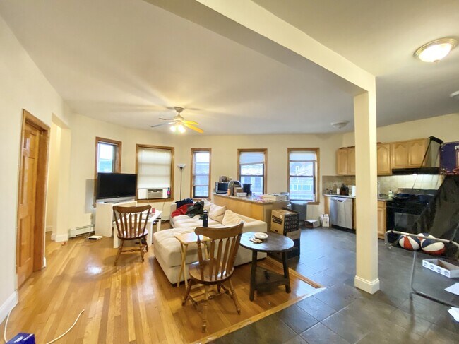 47 Orkney Rd unit 3, Brighton, MA 02135 - photo 2