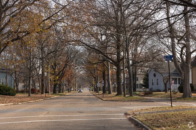 Highland's tree lined streets offer plenty of shade on walks.