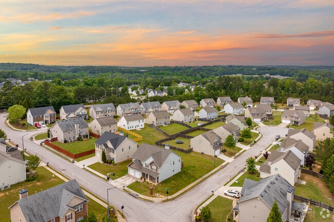 Homes in Hiram often have spacious yards and quiet streets.