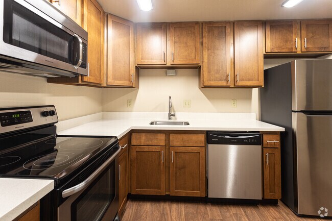 Park 3025, Seattle, WA 98125 - photo 7