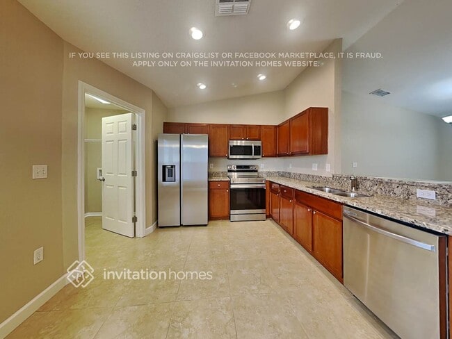 3185 Winchester Estates Loop, Lakeland, FL 33810 - photo 5