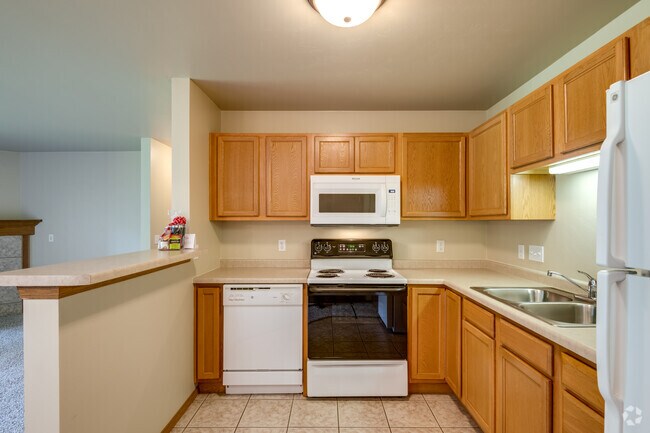 Elm Grove Apartments, Little Chute, WI 54140 - photo 6