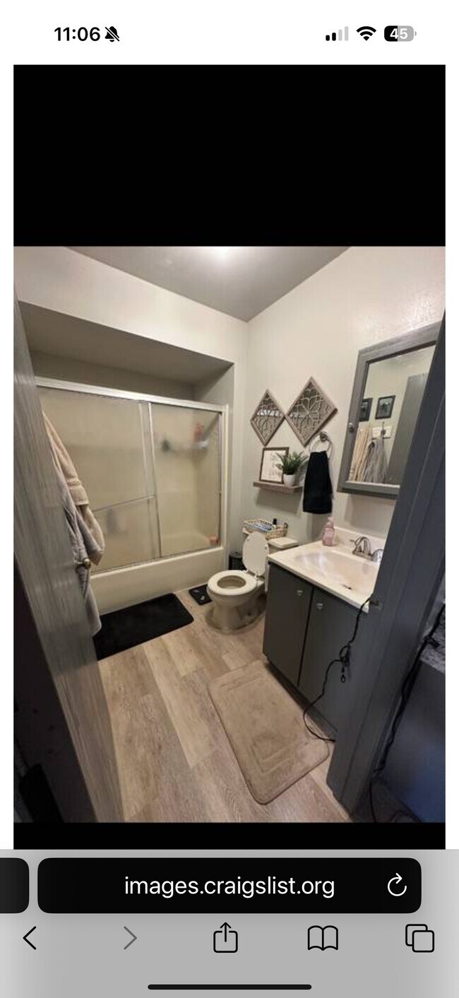 2021 Sylvan Way, West Bend, WI 53095 - photo 5