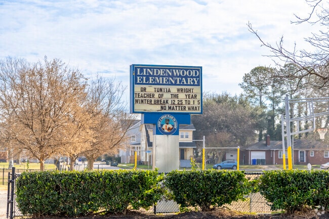Students at Lindenwood Elementary School engage in diverse extracurricular activities.
