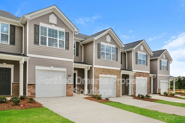 1132 Evelynnview Ln, Kernersville, NC 27284 - photo 2