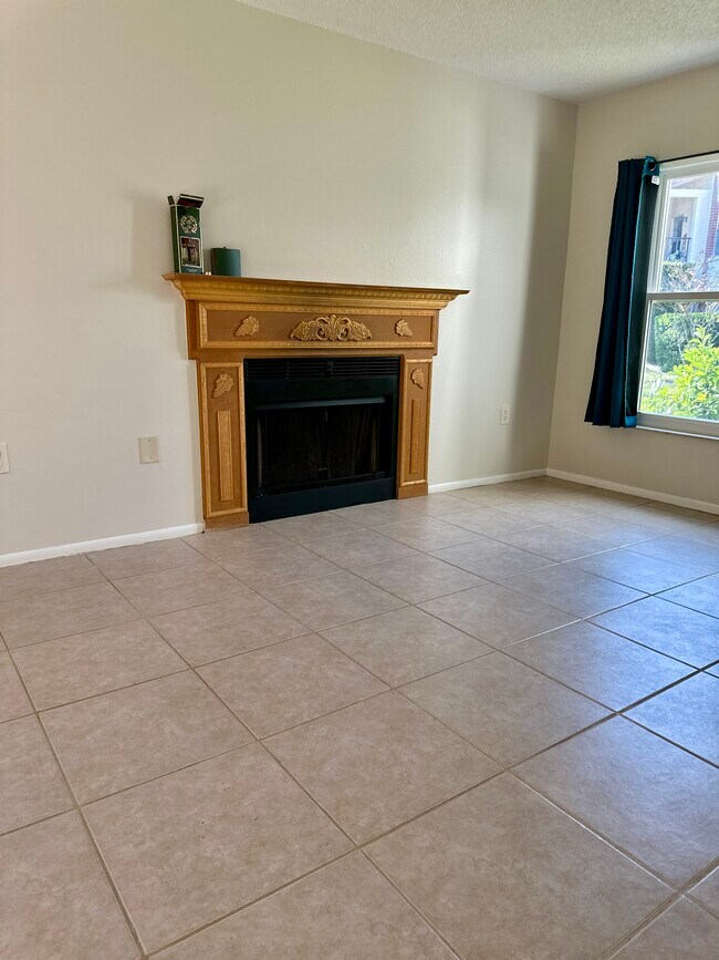 3455 Countryside Blvd unit 15, Clearwater, FL 33761 - photo 4