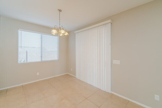 10498 E Aster Ln, Florence, AZ 85132 - photo 5