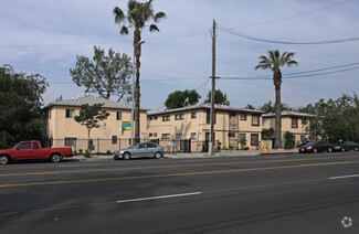 13988-14000 Foothill Blvd, Sylmar, CA 91342