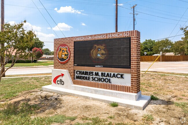 Blalack Middle School sign welcomes Frankford Estates students.