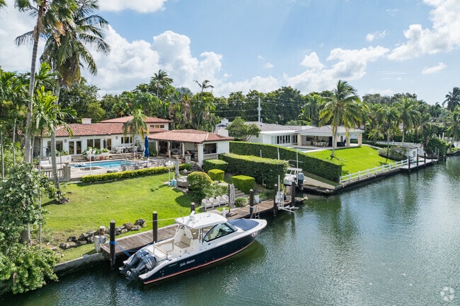 Waterfront homes in Lower Riviera can access the Bay via the Coral Gables Waterway.
