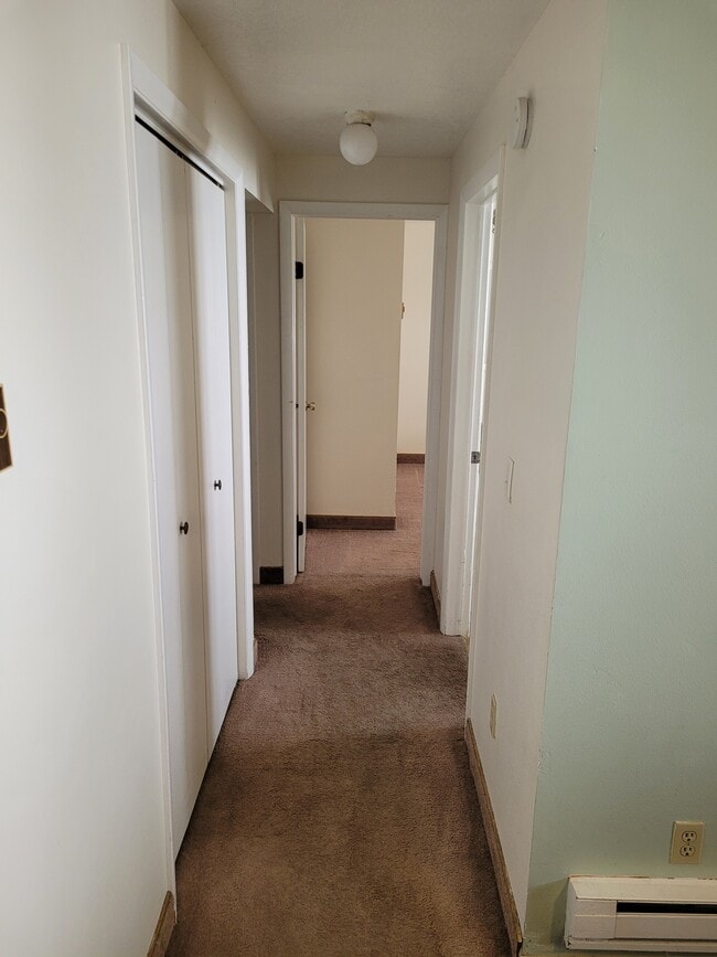hall to beds and bath