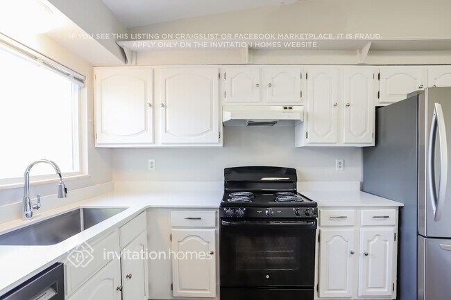 3976 S Jasper Ct, Aurora, CO 80013 - photo 6