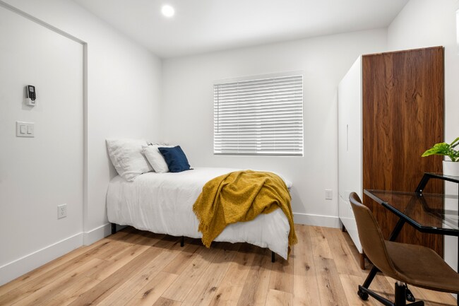 2210 Martin Luther King jr Way unit 2210-1, Berkeley, CA 94704 - photo 6