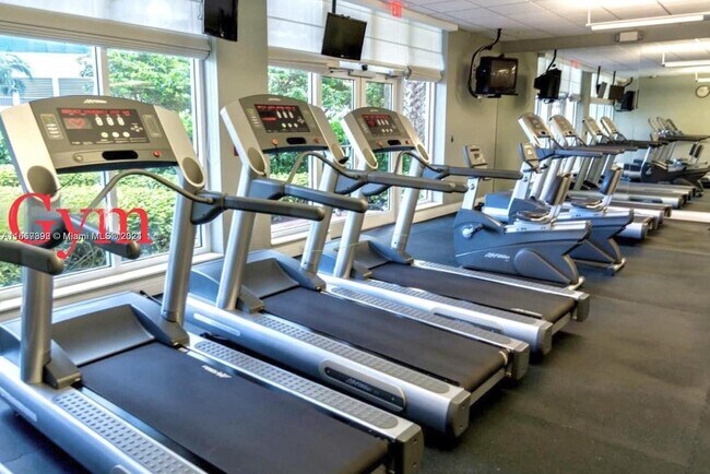 The Residences On Hollywood Beach unit 741, Hollywood, FL 33019 - photo 4