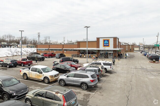 The local Aldis is a popular grocery spot for Radcliff residents.