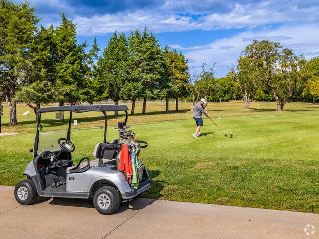 Stagg Hill Golf Club has a nice driving range where you can warm up before tee time.