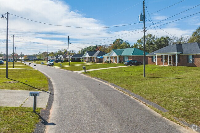 Muddy Creek homes generally have one story, brick builds.