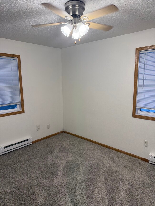 728 31st St N, Fargo, ND 58102 - photo 6