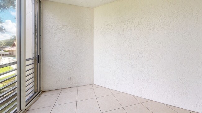1900 Sabal Palm Dr unit 201, Davie, FL 33324 - photo 3