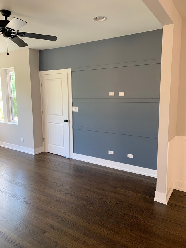 5315 W Montrose Ave unit 2, Chicago, IL 60641 - photo 4