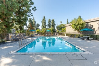 5200 Canyon Crest Dr, Riverside, CA 92507