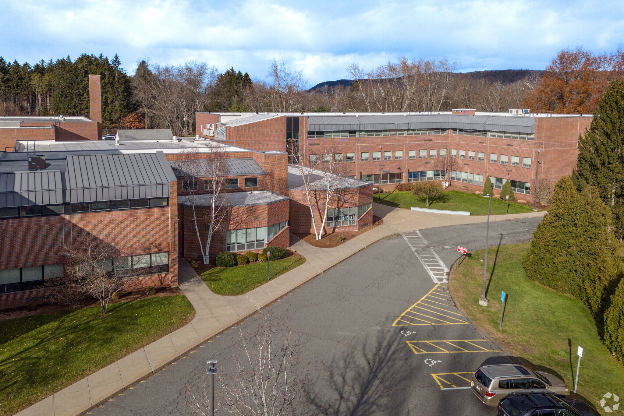 Frontier Regional School in Deerfield serves communities nearby with exemplary education.