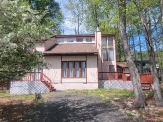 7097 Cypress Ln, Tobyhanna, PA 18466