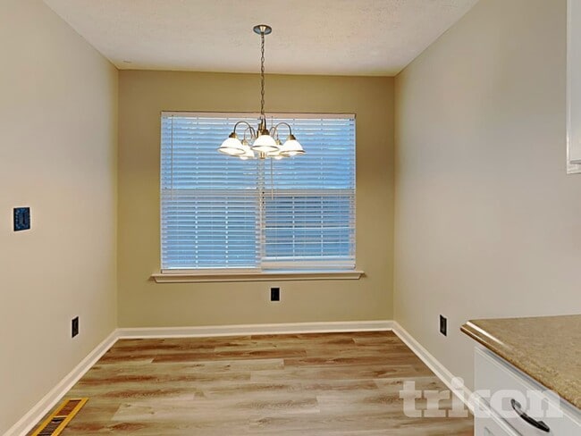 132 Diamond Ct, Carrollton, GA 30116 - photo 4