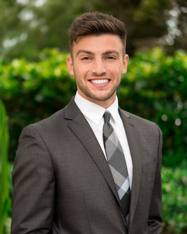Agent Photo