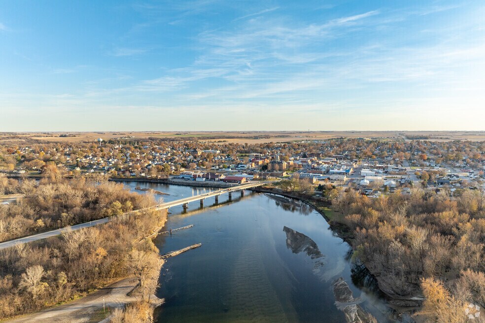 Vinton_1030991_AS_120325_V1