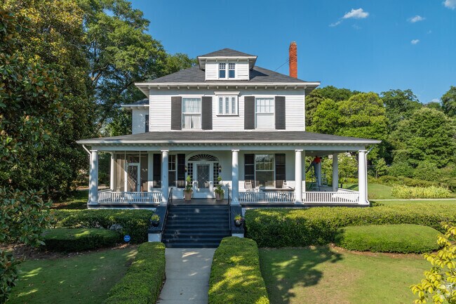 Homes in Garrard Woods include Colonial Revivals which feature large porches and historic charm.