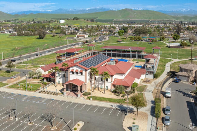 Lindsay Wellness Center provides group fitness classes, social activities and exercise equipment.
