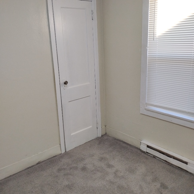 415 Smith St, Dayton, OH 45417 - photo 6