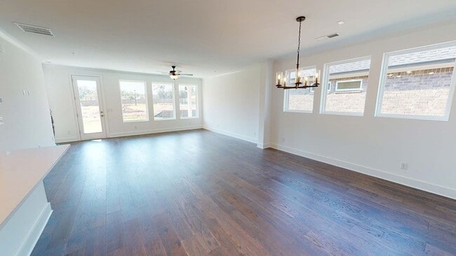 202 Strawberry Ln unit 36469299, Woodstock, GA 30189 - photo 5